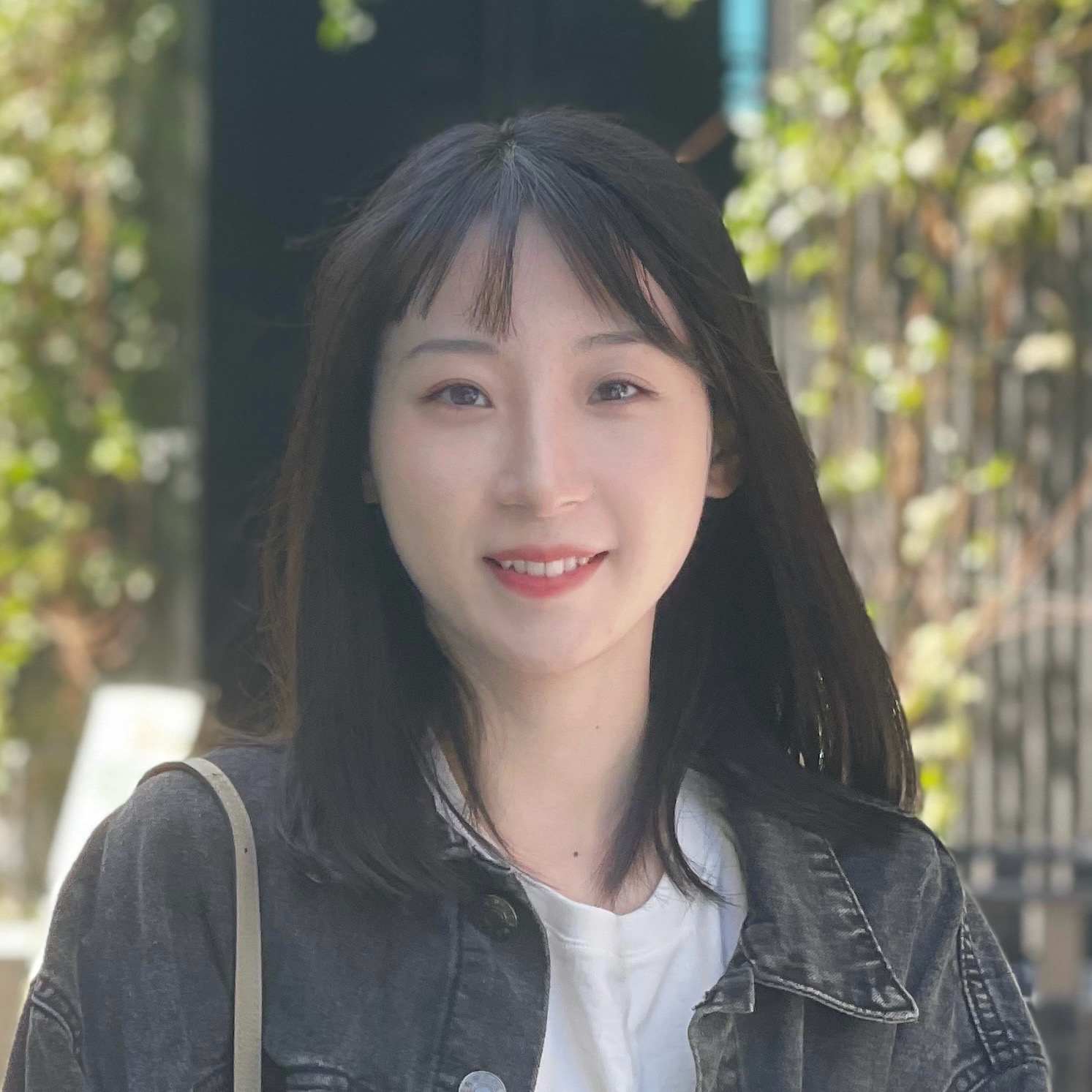 jiayi.jpg